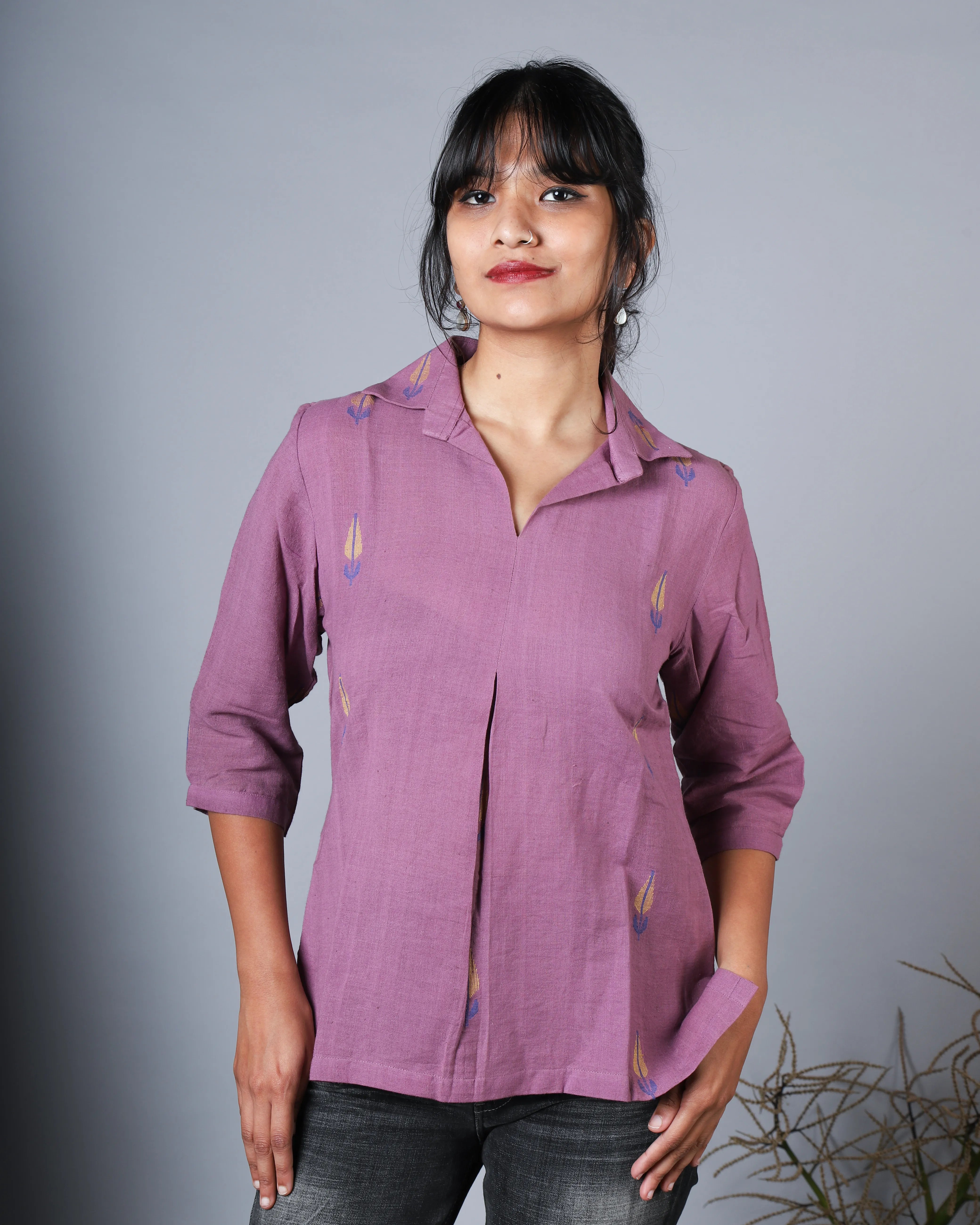 Katun Aadhya Collection - Khadi Jamdani with Shirt Collar and Slit