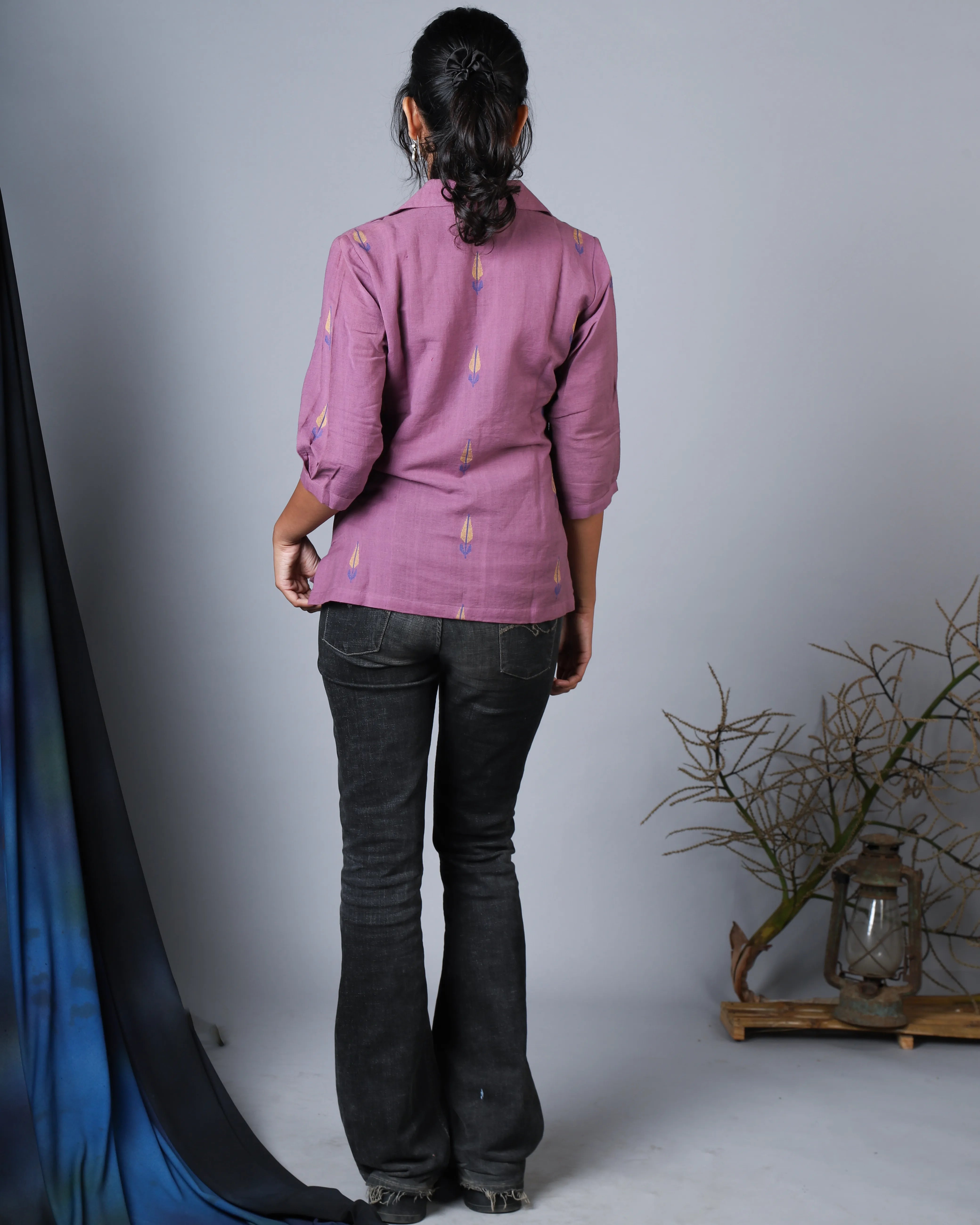 Katun Aadhya Collection - Khadi Jamdani with Shirt Collar and Slit