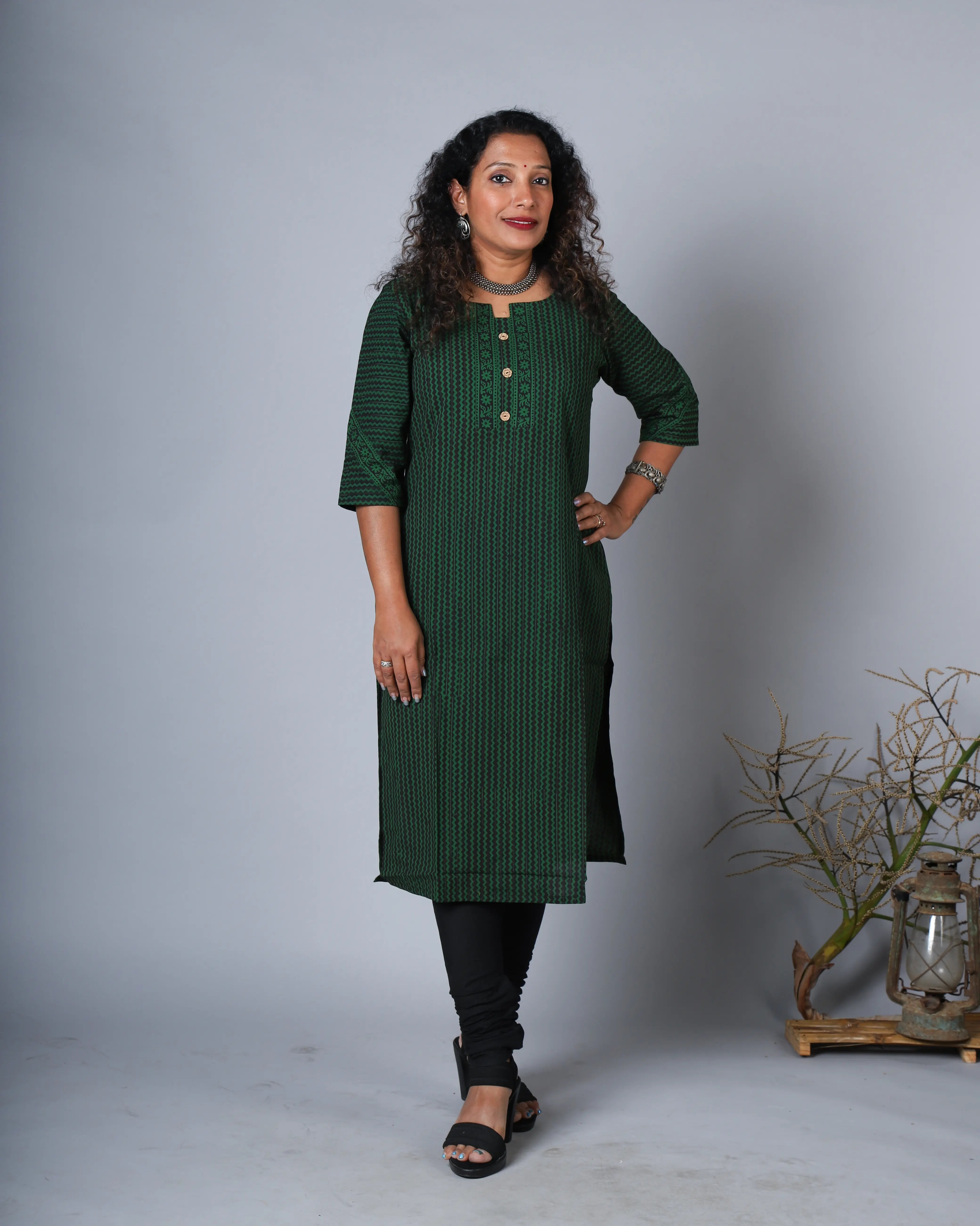 Katun Jeshtha Collection - Traditional Bagh Print with Handcrafted Detailing