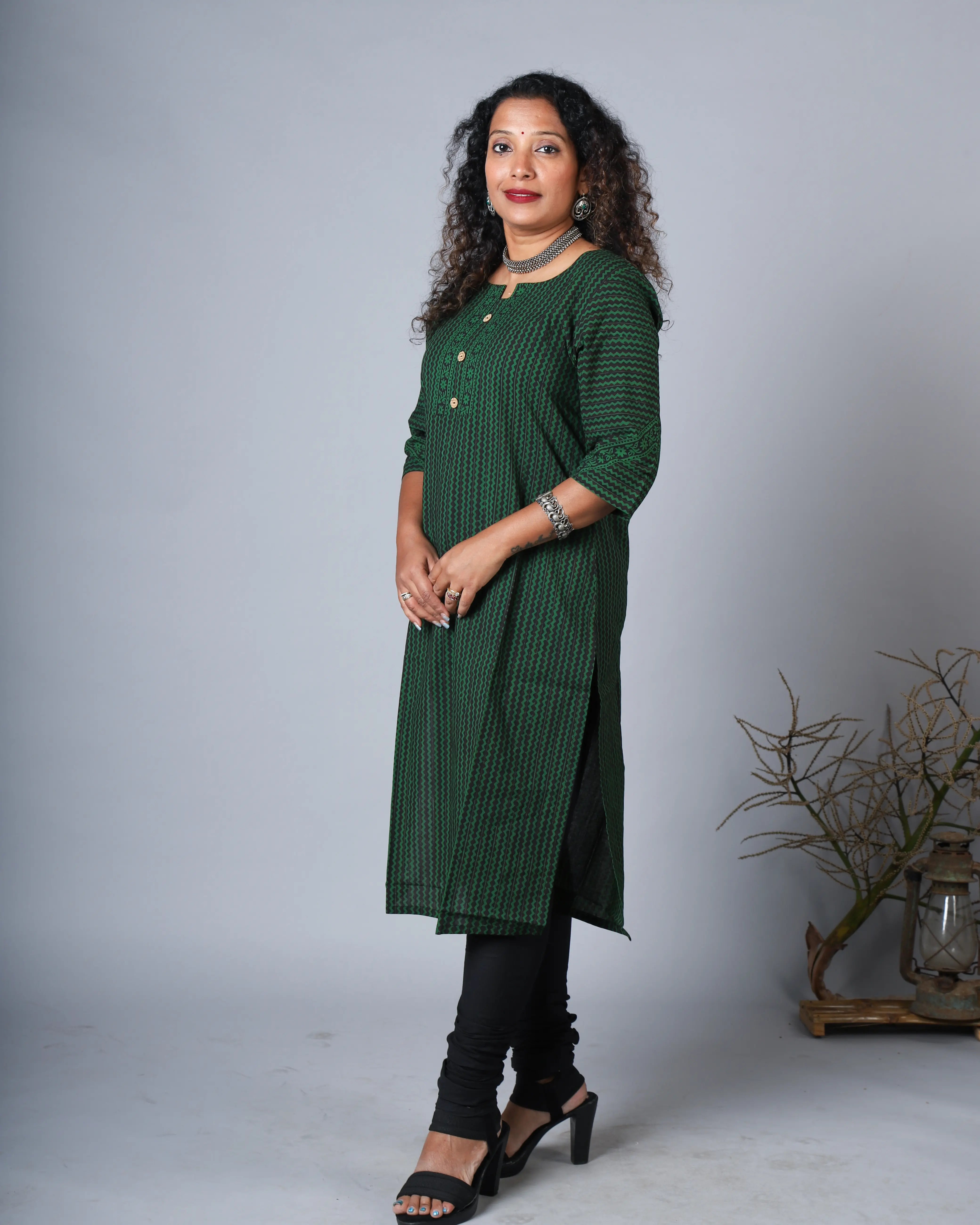 Katun Jeshtha Collection - Traditional Bagh Print with Handcrafted Detailing